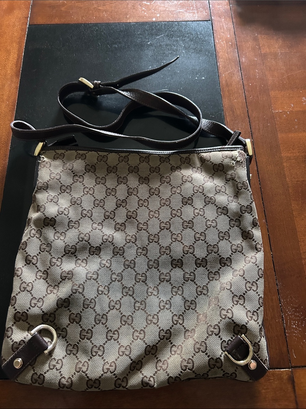 Gucci Beige Brown GG Canvas Messenger Bag with Leather Trim - Picture 2 of 7